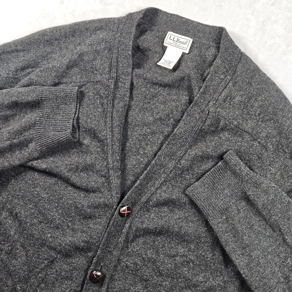 L.L. Bean Cardigan Sweater Mens XXL Gray 100% Lambswool V-Neck Button Front